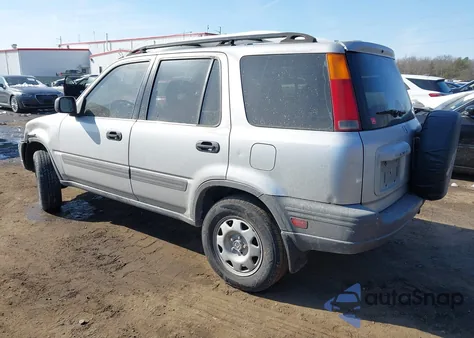 1998 Honda Cr-V Lx z USA, uszkodzony, nr VIN JHLRD284XWC013041